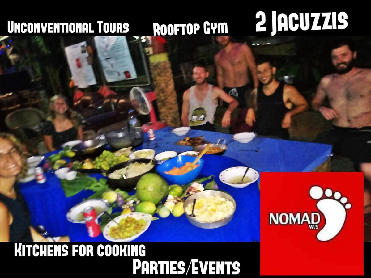 Nomads Guesthouse 캄폿 외부 사진