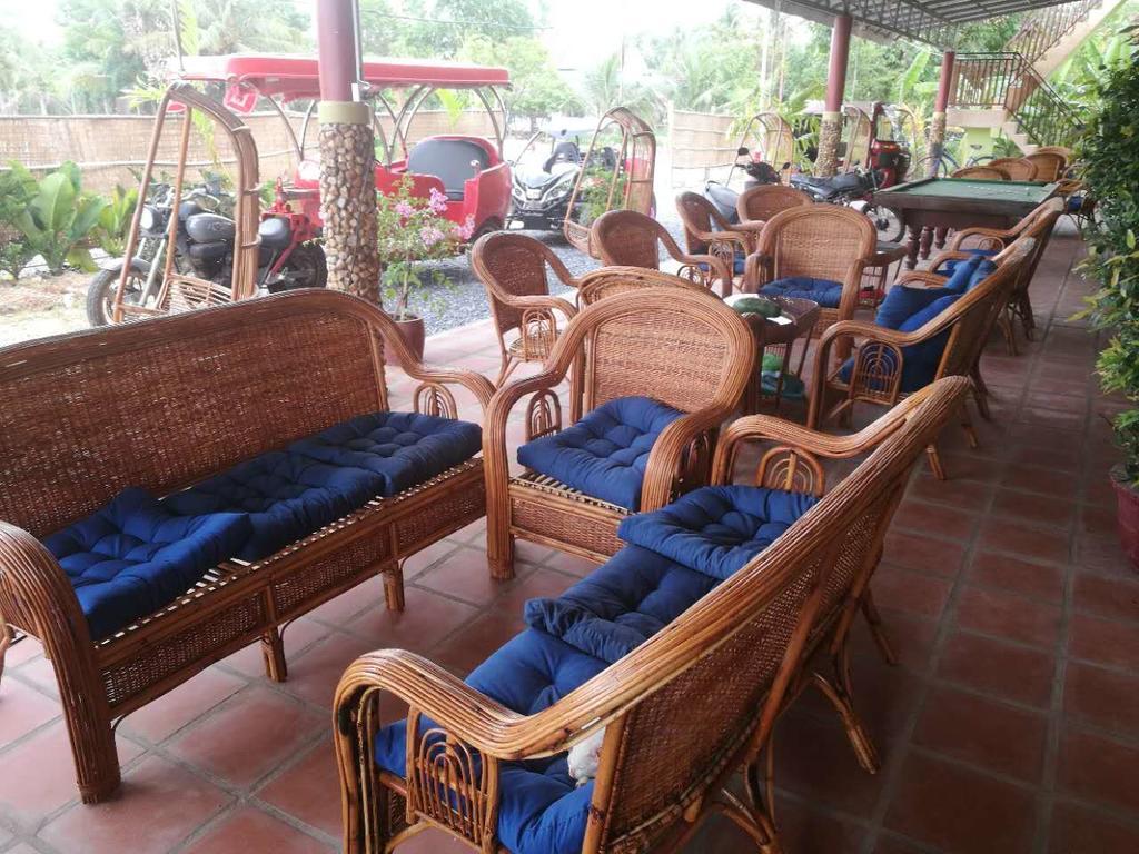 Nomads Guesthouse 캄폿 외부 사진