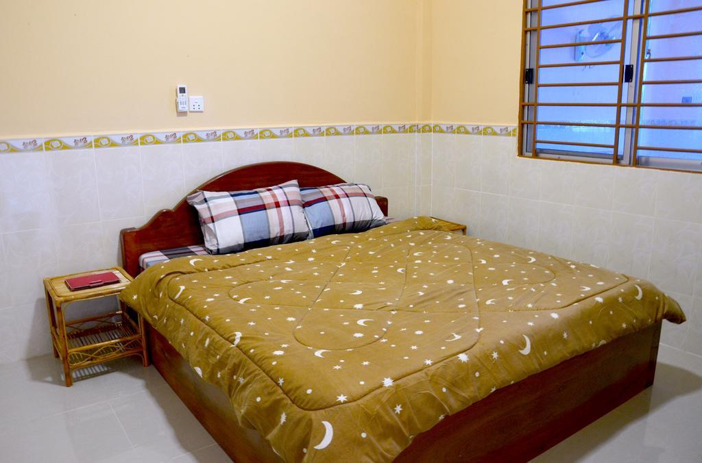 Nomads Guesthouse 캄폿 외부 사진