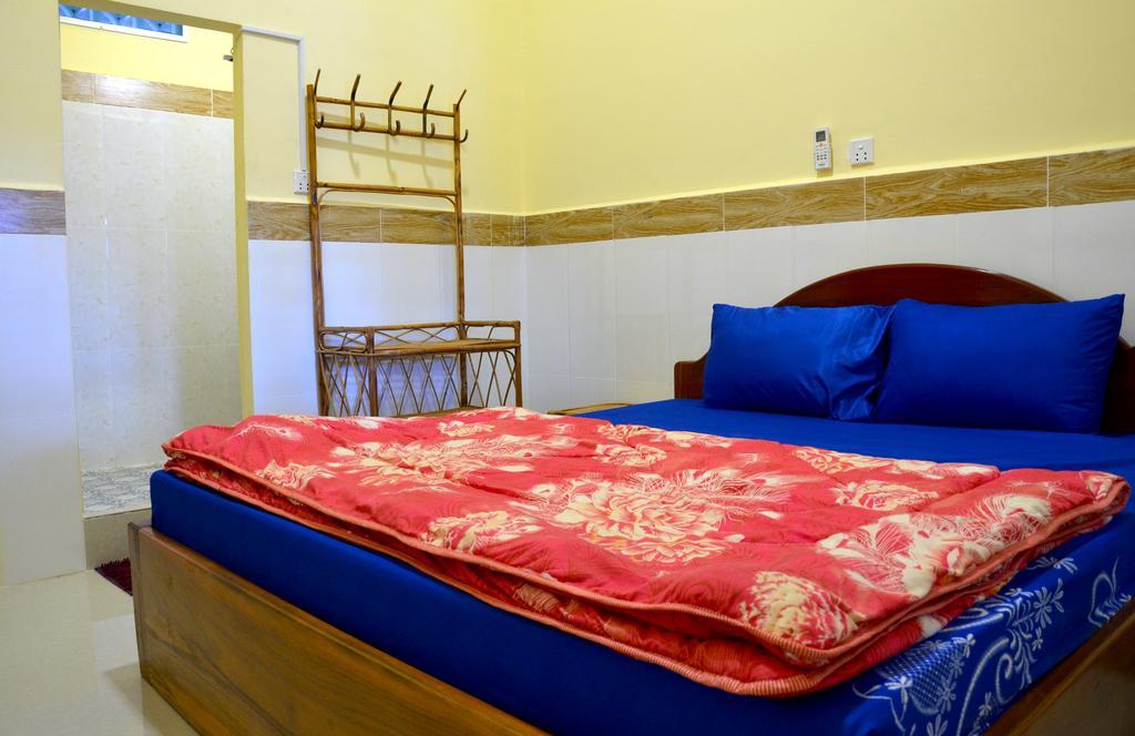 Nomads Guesthouse 캄폿 외부 사진